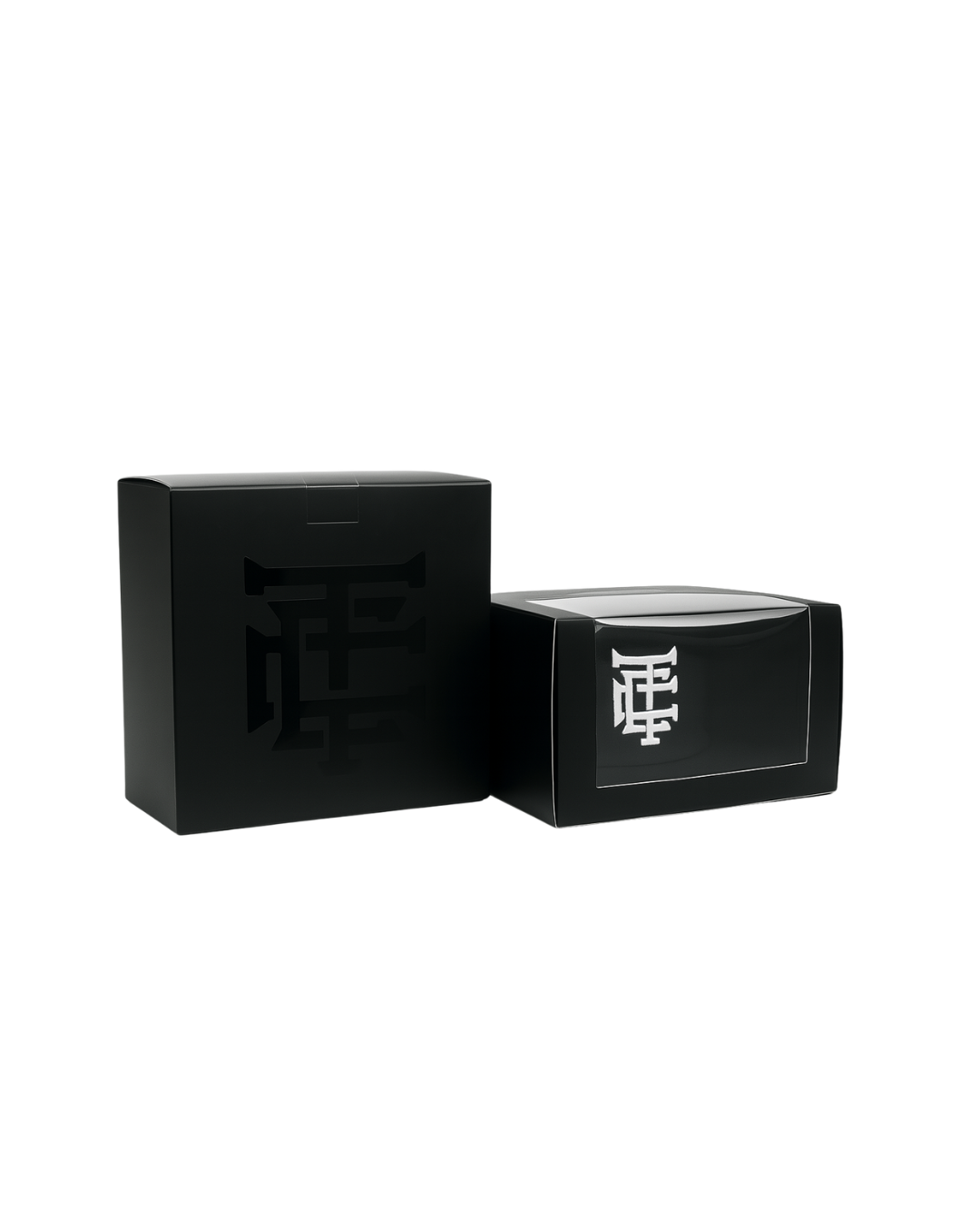 SnapBack noire avec visière en Suède + spécial box