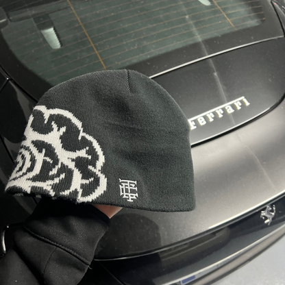 Bonnet avec doublure en satin