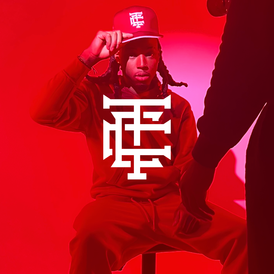 Snapback rouge brodée CCT Brand
