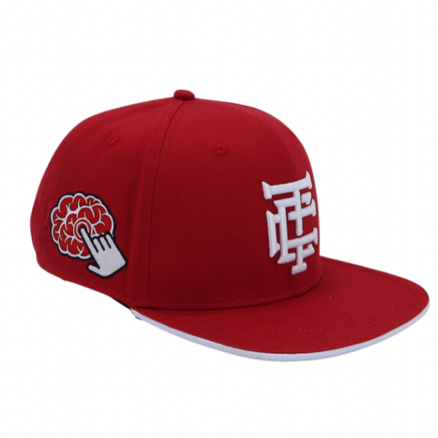 Snapback rouge brodée CCT Brand